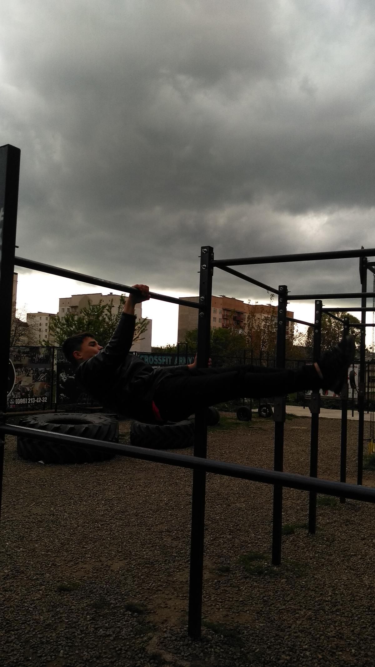 Chernivtsi - Street Workout Park - Артішок