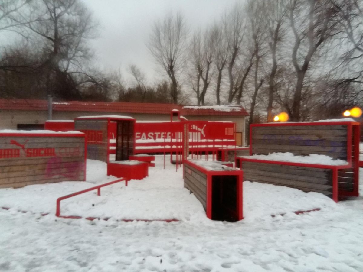 Moscow - Calisthenics Park - Nike Box