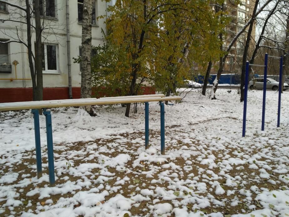 Moscow - Street Workout Park - 1-Я Владимирская Улица