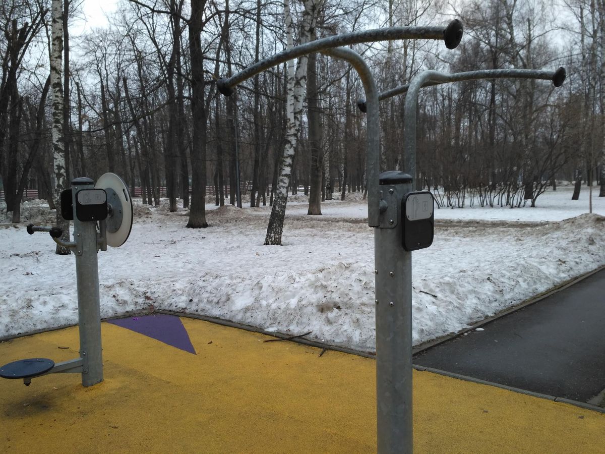 Moscow - Street Workout Park - Улица Лазо