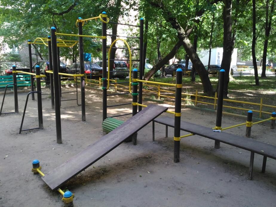 Moscow - Street Workout Park - Ул Карачаровская 3-Я