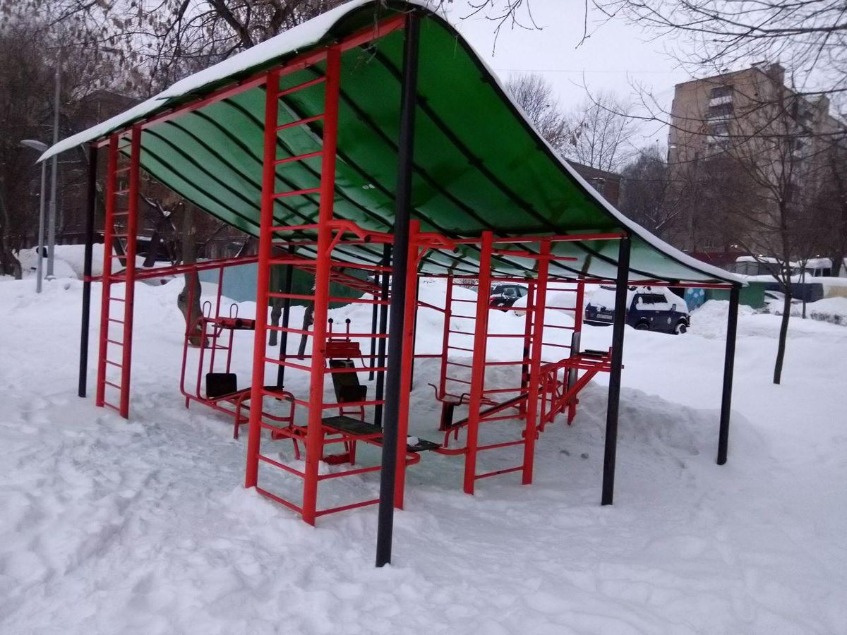 Moscow - Outdoor Gym - Нагорная Улица