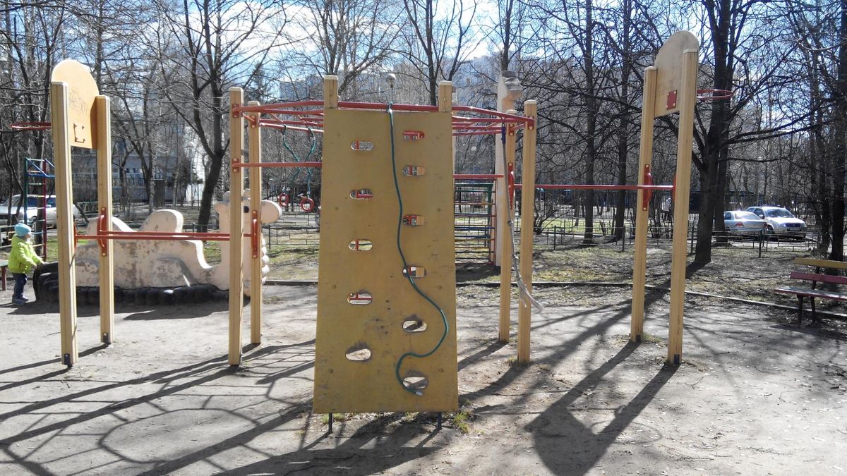 Moscow - Outdoor Gym - Улица 50 Лет Октября