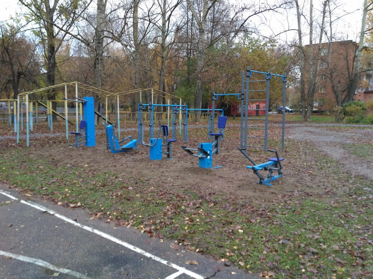 Glazov - Street Workout Park - Гостиница  Глазов