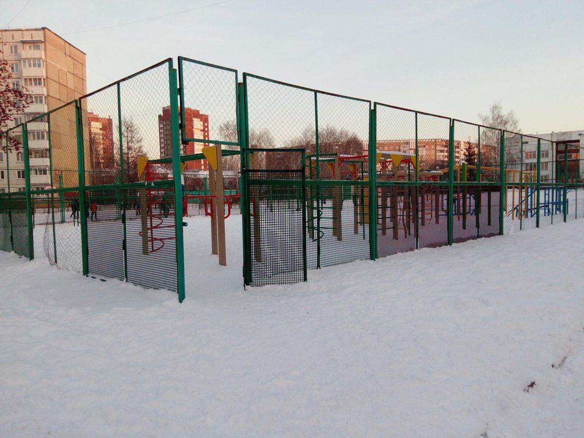 Kemerovo - Outdoor Gym - Школа № 93