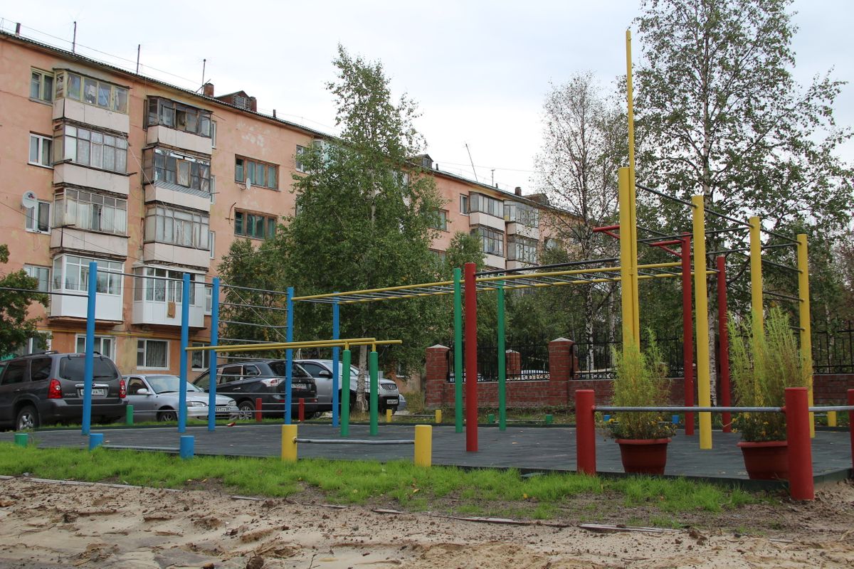 Nadym - Street Workout Park - Зверева