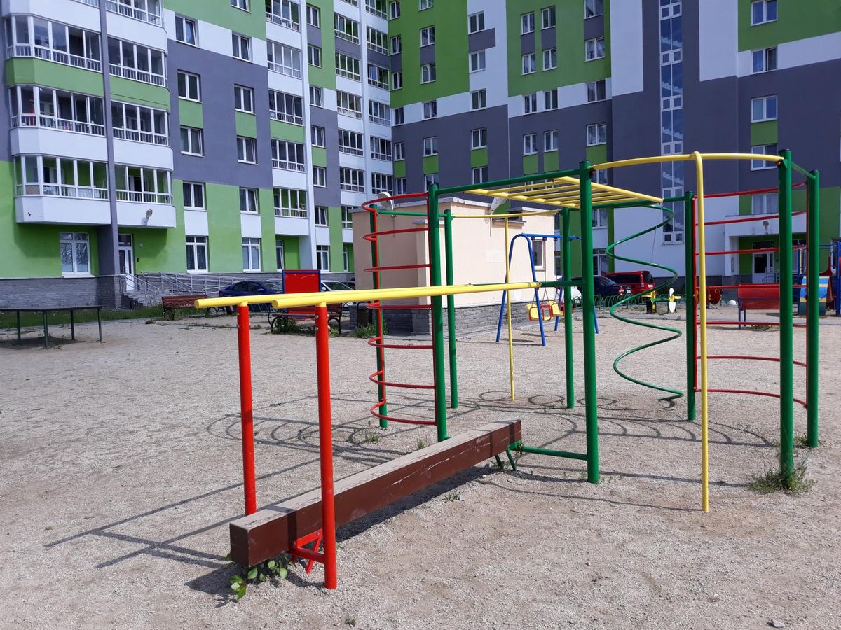 Verkhnyaya Pyshma - Outdoor Gym - Элем