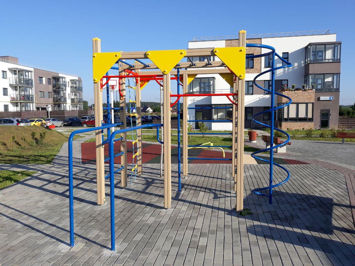 Verkhnyaya Pyshma - Outdoor Gym - 624080