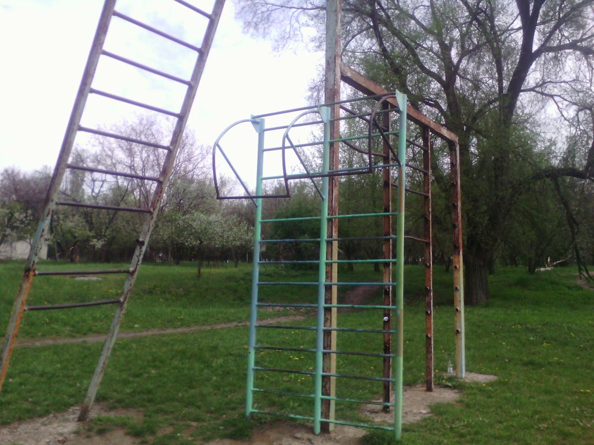 Makiivka - Outdoor Gym - АЗС Параллель