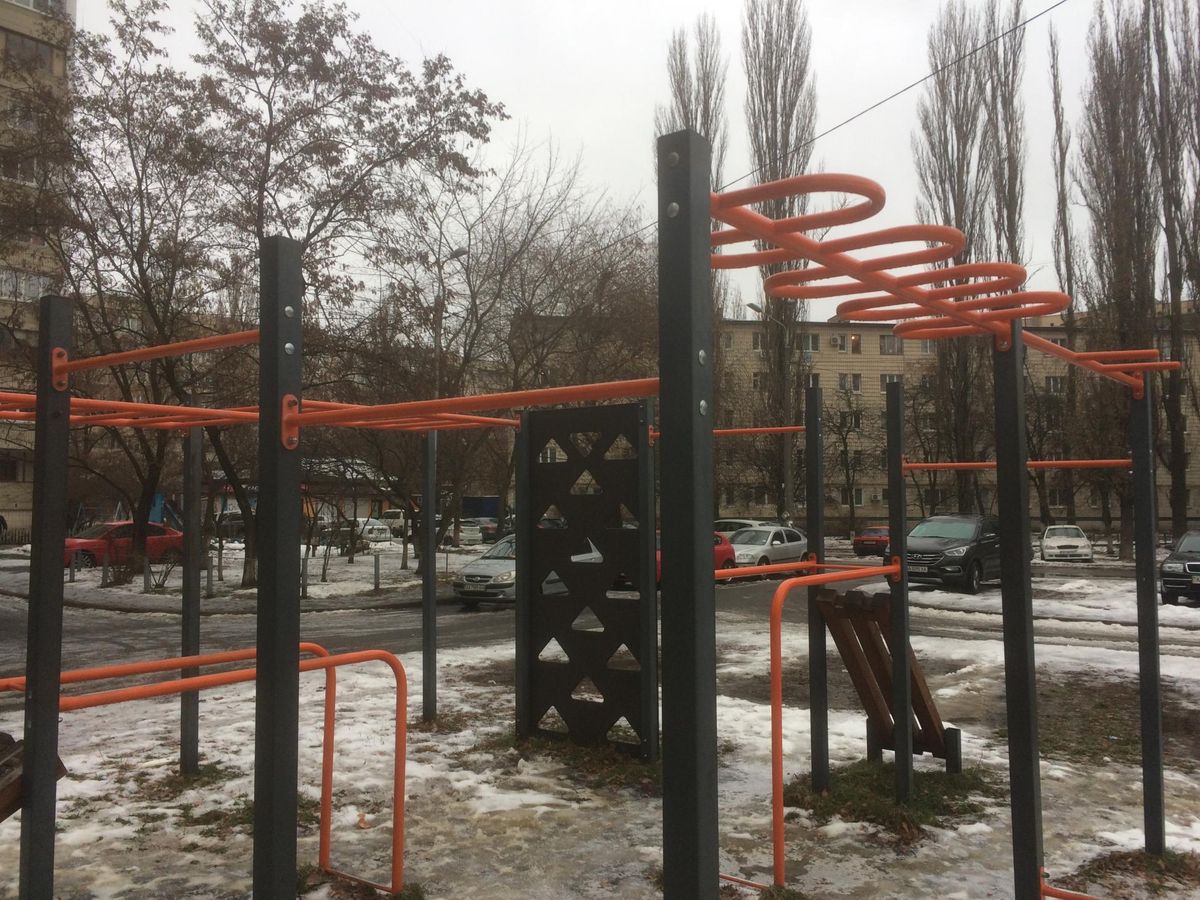 Outdoor Pull Up Bars - Kiev - Outdoor Gym Kiev