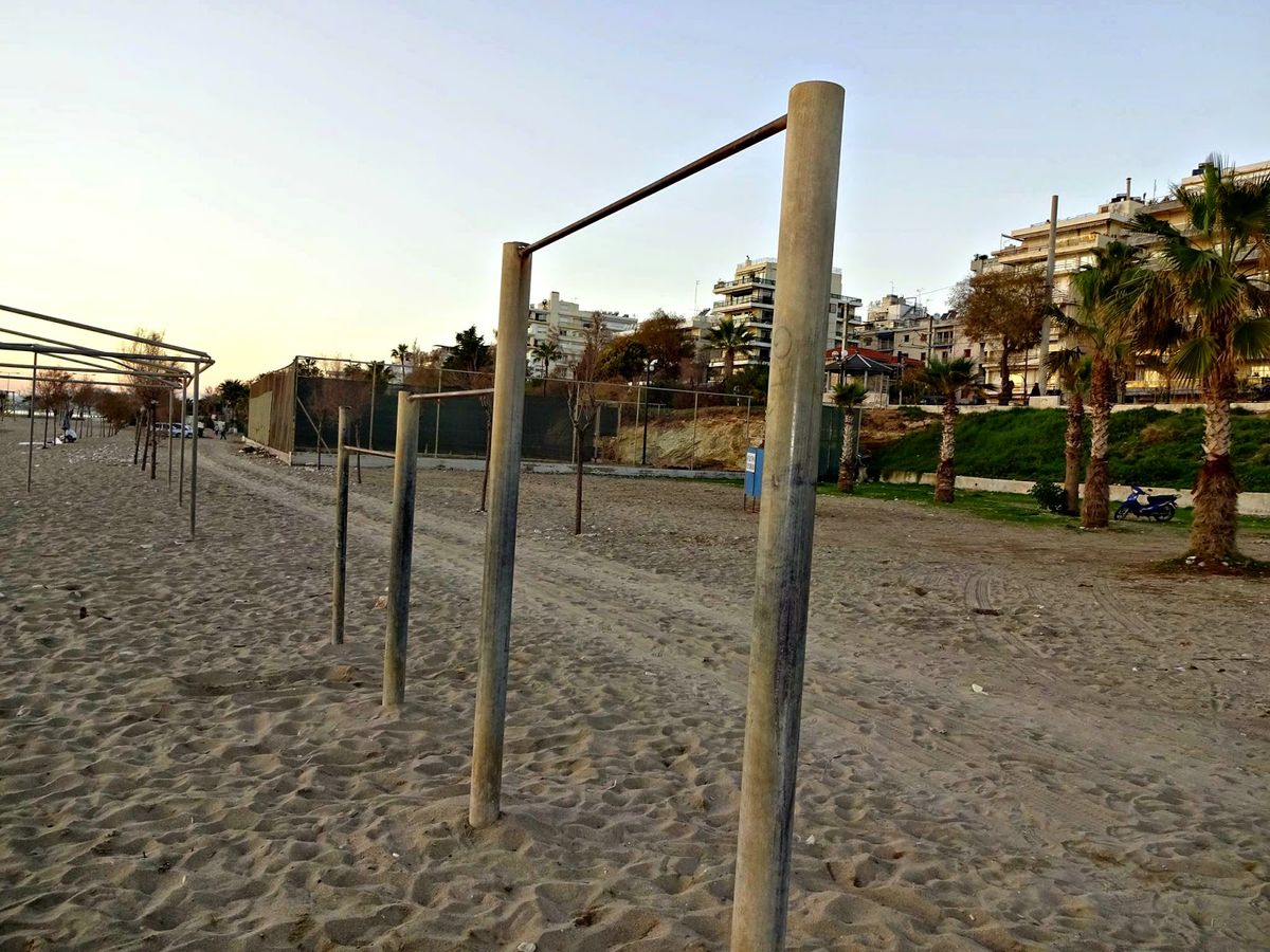 Paleo Faliro - Outdoor Pull Up Bars - ΜΠΑΤΗΣ