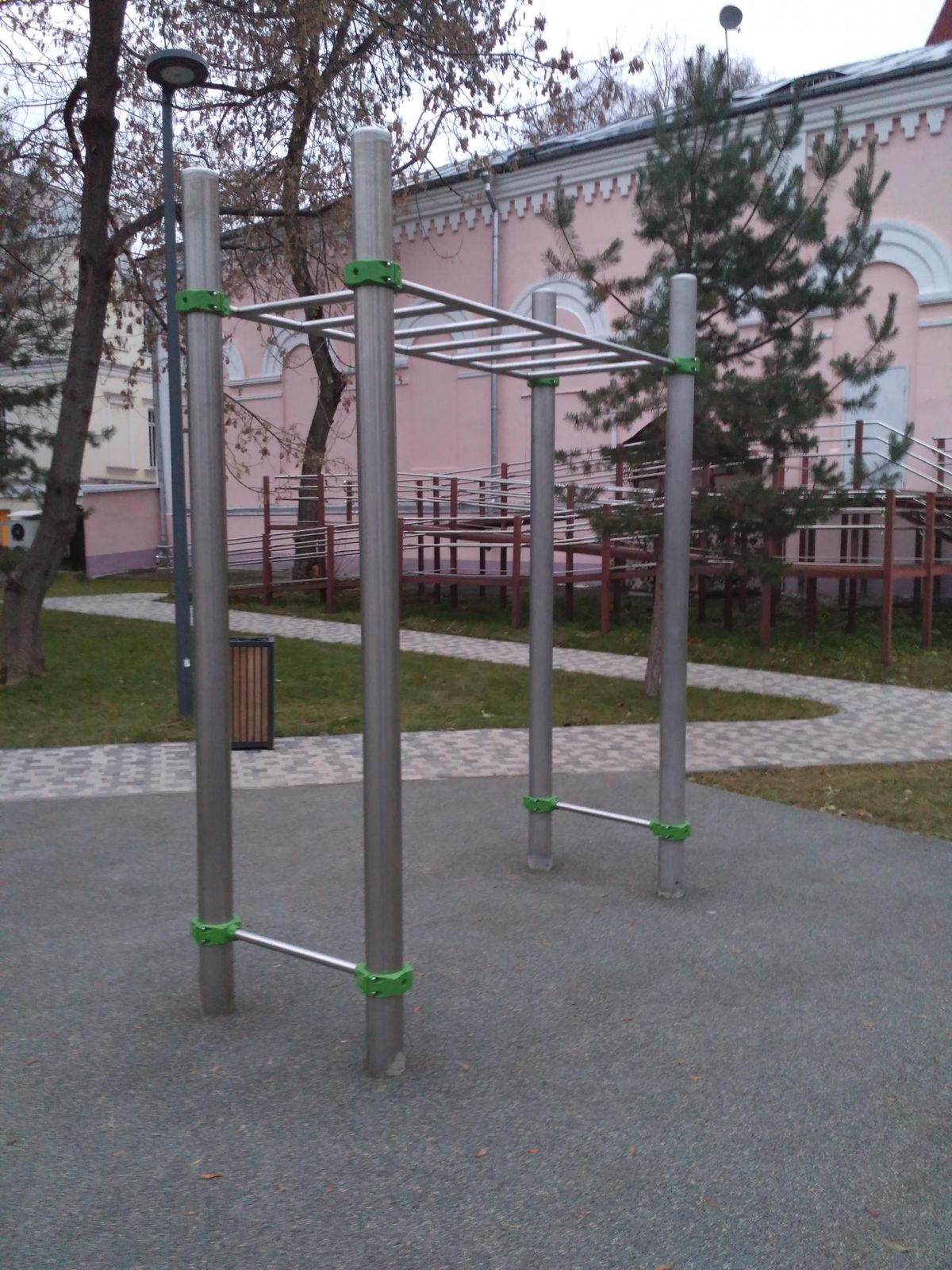 Moscow - Outdoor Gym - Taganski