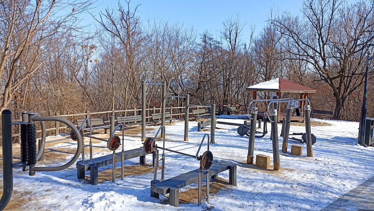 Seoul - Street Workout Park - Jangchung-dong