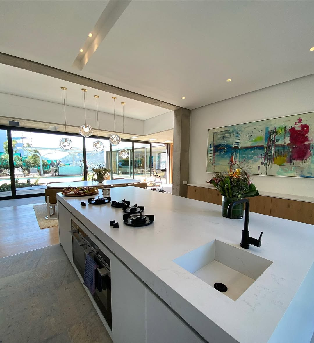 Large Canvas in Minimalist Interior