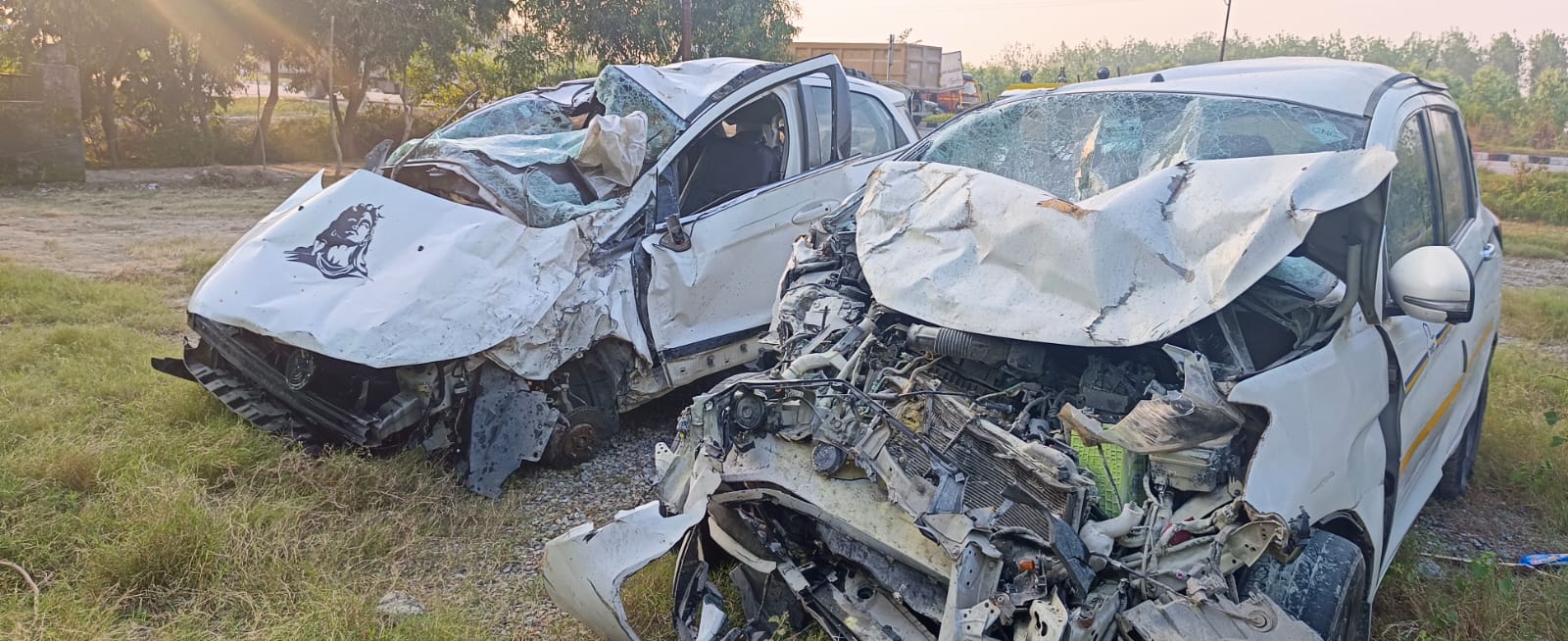 Rampur News: बिलासपुर में दो कारों की टक्कर में दो मासूमों समेत आठ लोग घायल Rampur News: बिलासपुर में दो कारों की टक्कर में दो मासूमों समेत आठ लोग घायल