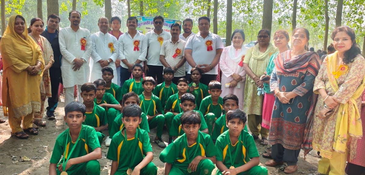 Rampur News: न्याय पंचायत ककरौआ में क्रीड़ा प्रतियोगिताओं का आयोजन Rampur News: न्याय पंचायत ककरौआ में क्रीड़ा प्रतियोगिताओं का आयोजन