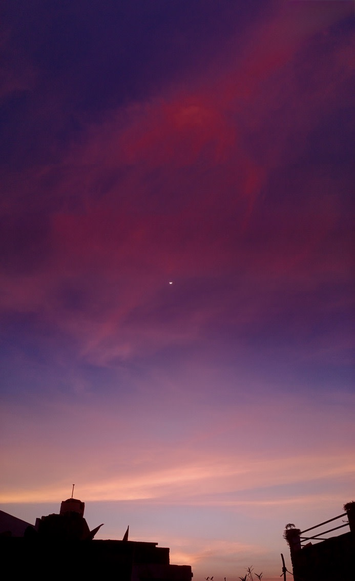 The beauty of day and night at the same time