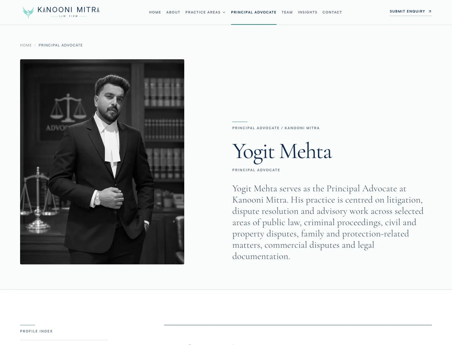 The Kanooni Mitra principal advocate page: a black-and-white portrait of Yogit Mehta beside his name, title and professional overview