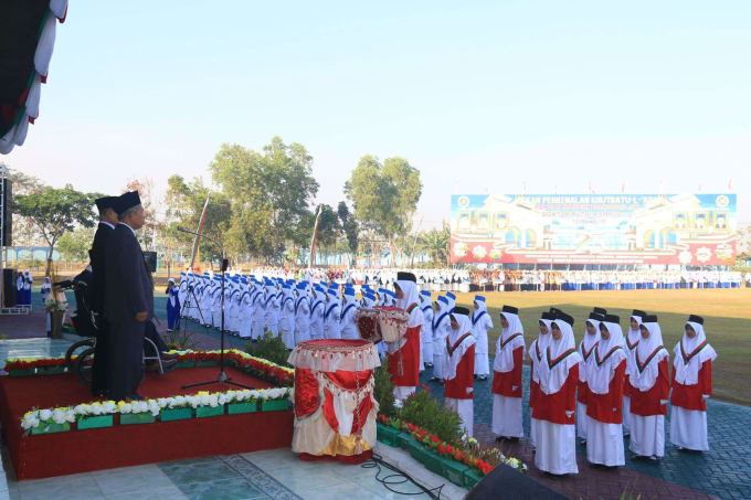 Apel Tahunan Bendera Gontor Putri