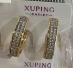 EARRINGS (ARETES)