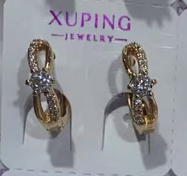 EARRINGS (ARETES)