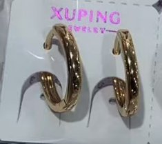 EARRINGS (ARETES)