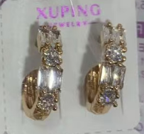 EARRINGS (ARETES)