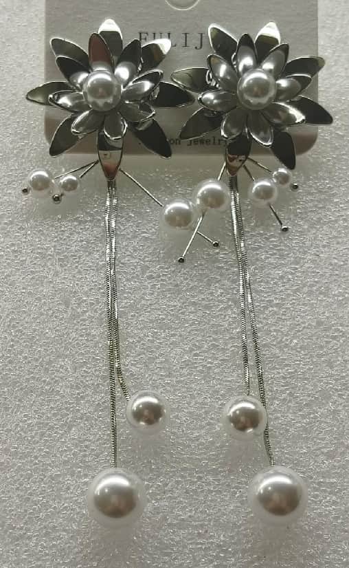 EARRINGS (Aretes largos)
