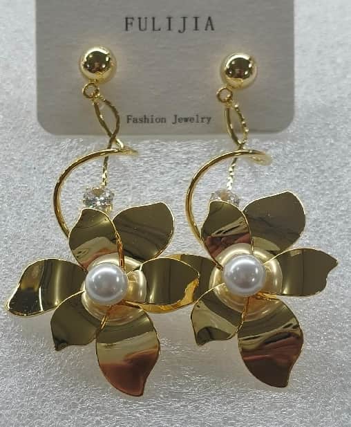 EARRINGS (Aretes largos)