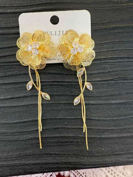 EARRINGS (Aretes largos)