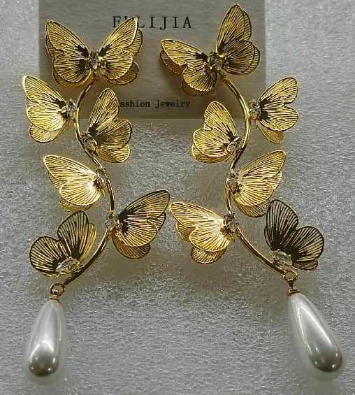 EARRINGS (Aretes largos)