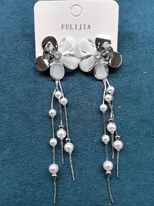 EARRINGS (Aretes largos)