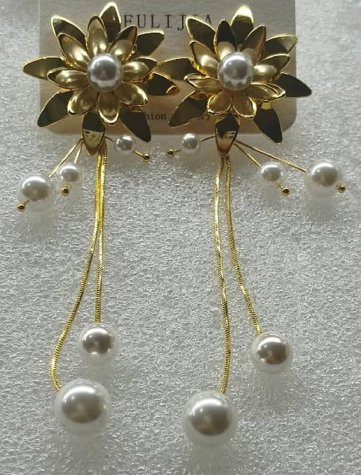 EARRINGS (Aretes largos)