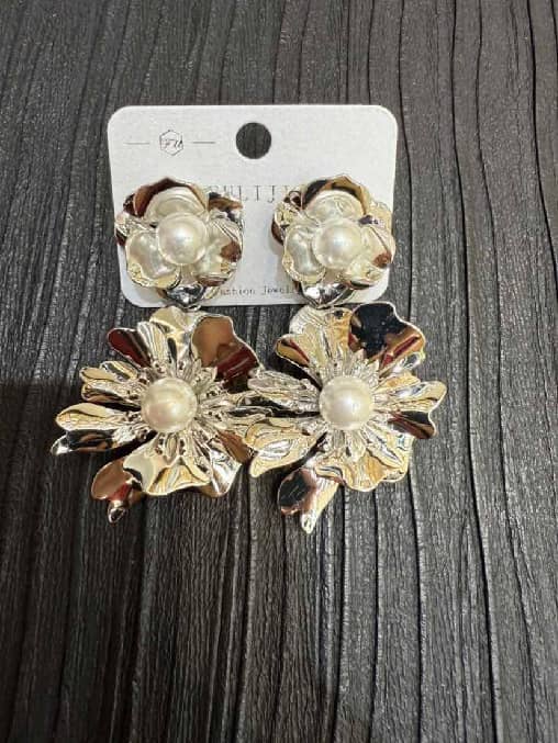 EARRINGS (Aretes largos)
