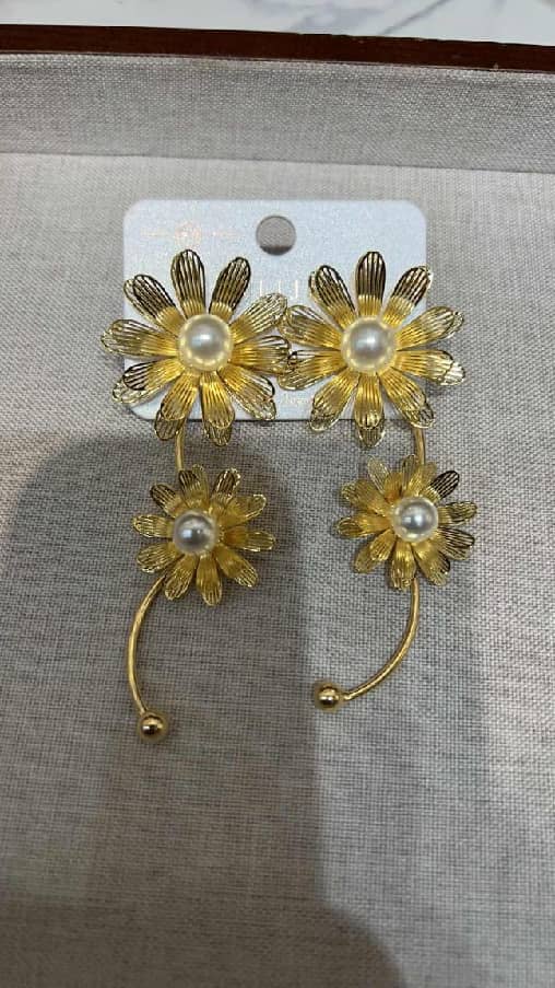 EARRINGS (Aretes largos)