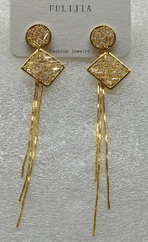 EARRINGS (Aretes largos)