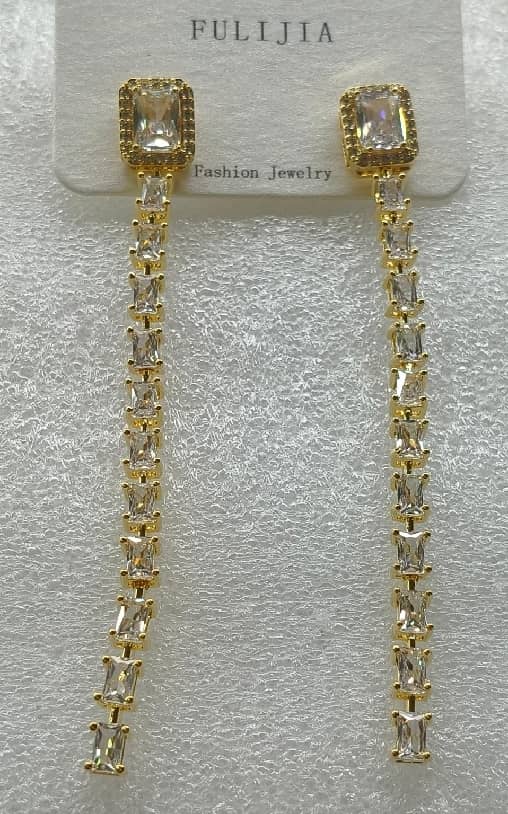 EARRINGS (Aretes largos)
