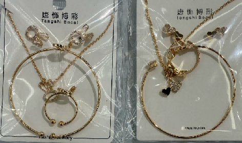 BRACELET (PULSERAS)