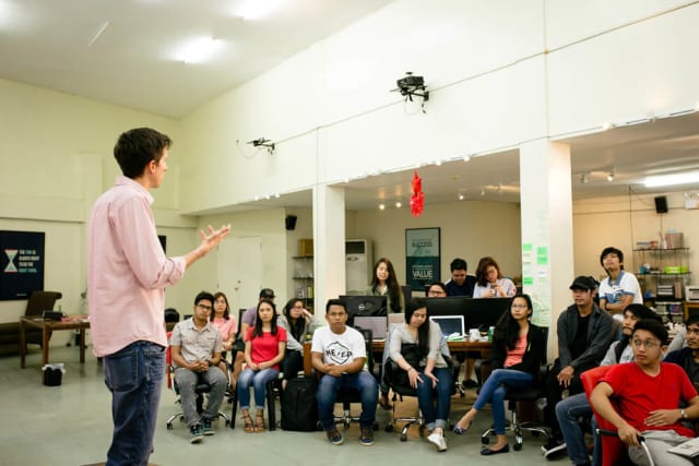 Symph Talks: Communication