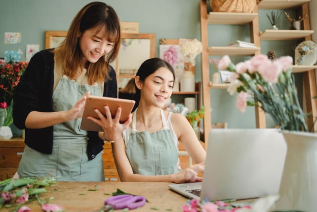 Not only LOVE can grow this February but your online sales too!