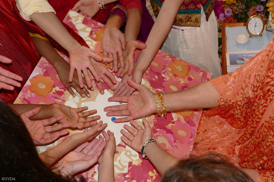 Gurumayi's hand