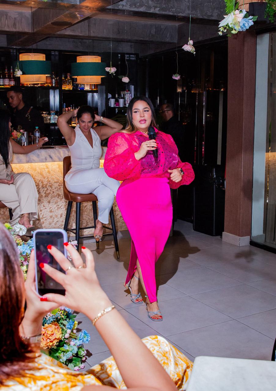 Laurie Peña en evento