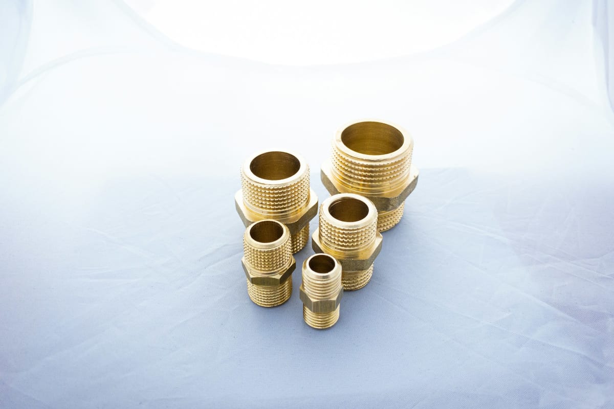 Brass pipe fittings