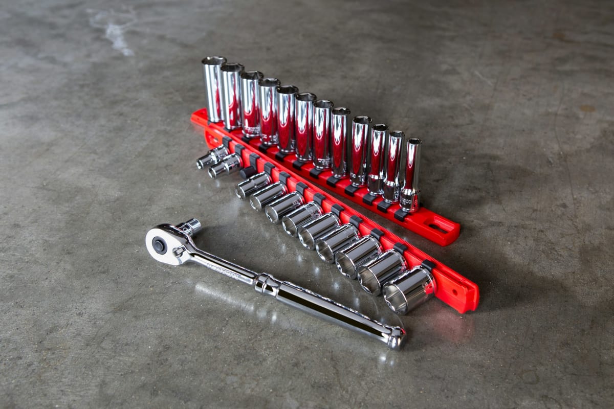 Socket rail and ratchet on concrete