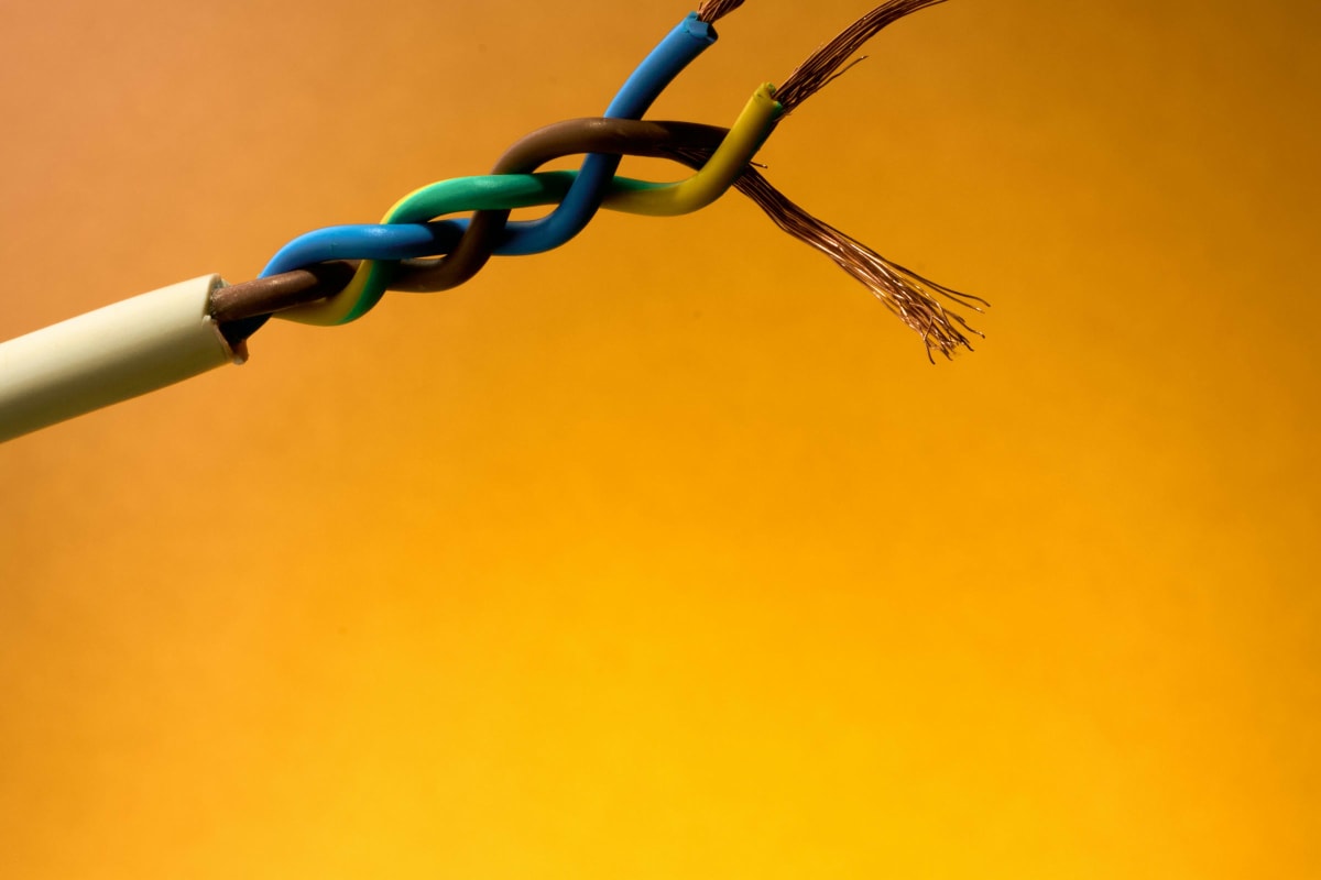 Twisted copper wire ends