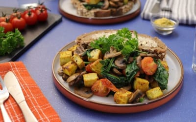 High-Protein Tofu & Spinach Scramble with Turmeric