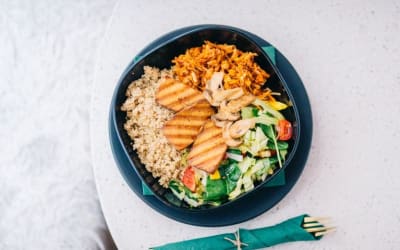 Grilled Halloumi & Quinoa Bowl with Lemon Dressing