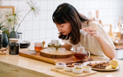 Natural Ways to Ease Menopause Hot Flushes