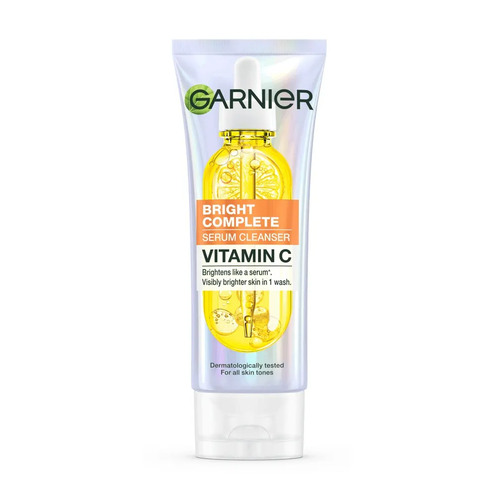 Garnier باك Fast Bright سيروم منظف فيتامين C 100 مل + Super UV Invisible واقي شمس SPF 50