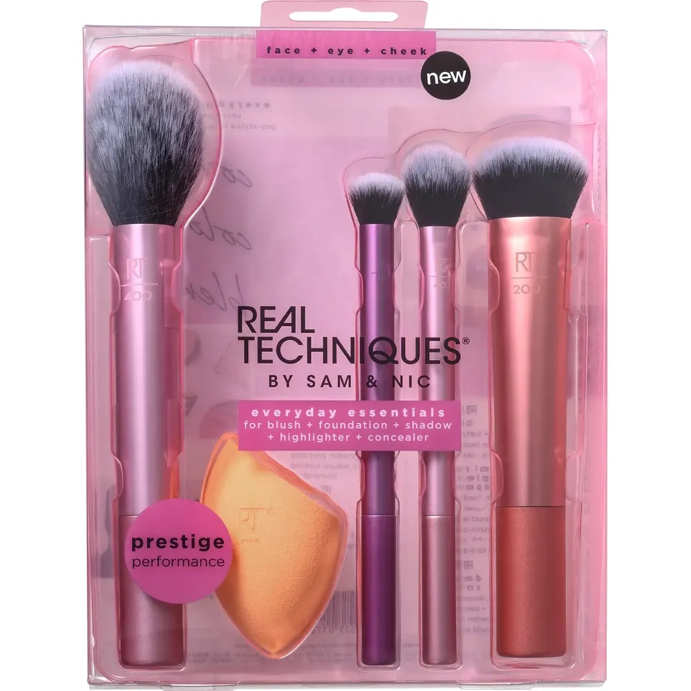 Real Techniques Everyday Essentials